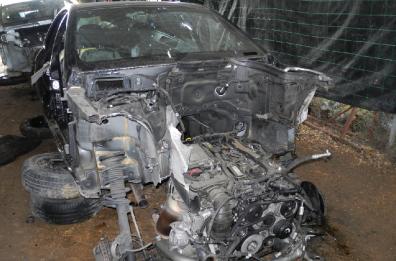 Macchine rubate, cannibalizzate poi date alle fiamme: è allarme a Bari