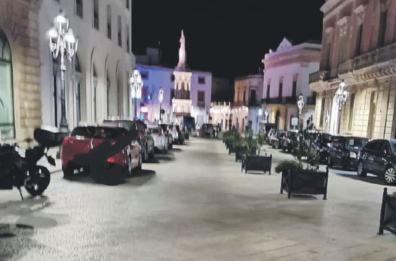 Casarano, piazze interdette al parcheggio: i commercianti storcono il naso