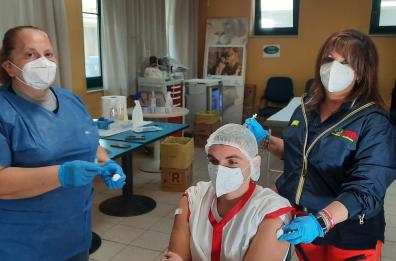 Asl Bari, 700 dosi booster e antinfluenzali in un giorno