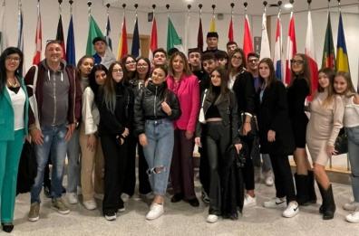 Taranto, gli studenti del «Liside» volano a Bruxelles tour al Parlamento europeo