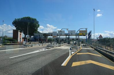Sulla A14 contromano: conducente di un camion fermato dalla stradale ad Andria