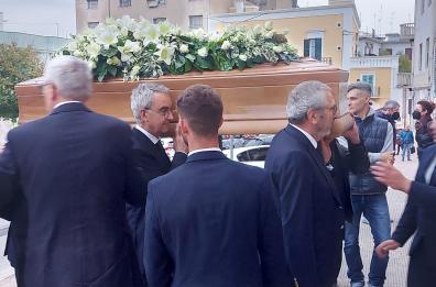 A Fasano l'estremo saluto all'ex manager Franco Tatò