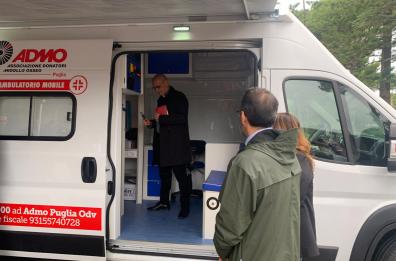 ASL Bari a sostegno di ADMO: ecco il primo ambulatorio mobile in Puglia per reclutare donatori di midollo osseo