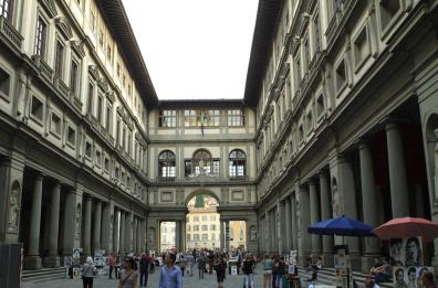 Ministro Sangiuliano: «Domeniche gratis ai musei vanno mantenute»