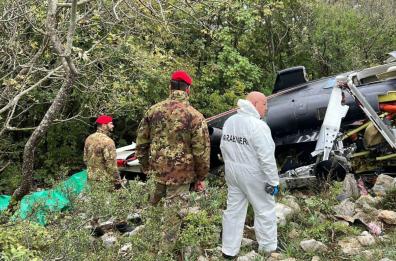 «Gigi tradito da una pura fatalità», gli amici del pilota dell'elicottero caduto nel Foggiano