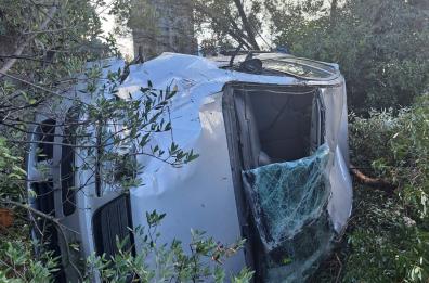 Bari, un Suv  finisce fuori strada all'alba ma nessuno lo segnala fino alle 8