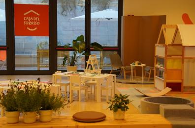 Bari, Amadeus inaugura la prima Casa del Sorriso di CESVI in Italia