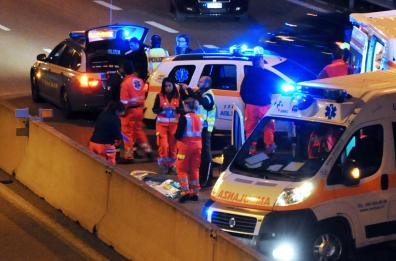 Bari, impennò con la moto: condannato per la morte dell'amica 17enne