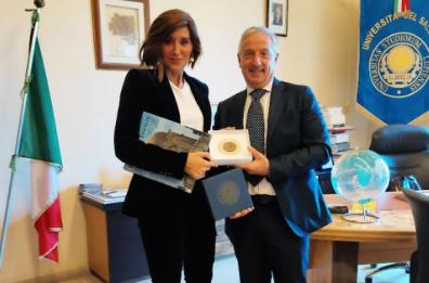 Ministro Bernini a Lecce: «L'autonomia? Bisogna farla per valorizzare il Sud»