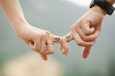 Nella famiglia si formano le competenze relazionali e l’amicizia