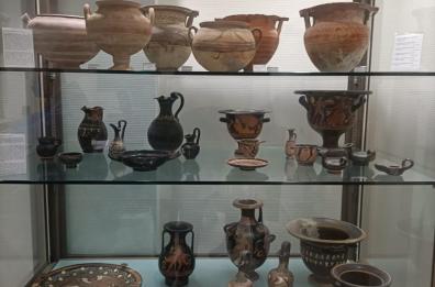 Bari, carabinieri sequestrano collezione archeologica custodita in BpB: 4 indagati