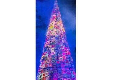 Ad Ostuni l'albero di Natale è fatto all'uncinetto: sarà alto 14 metri