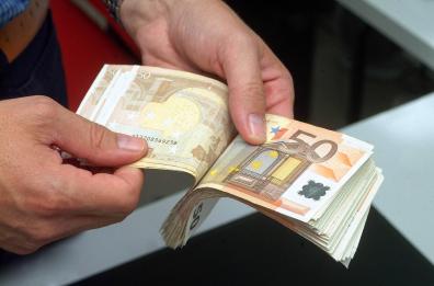 Quel sostenibile fascino dei contanti in tasca e addio «grande occhio»