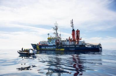 Migranti, la nave Humanity 1 arriverà al porto di Bari domani alle 9: il piano sanitario e di accoglienza