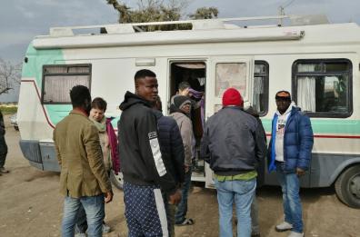 Medici con il camper, parte da Bari la missione per il Burkina Faso