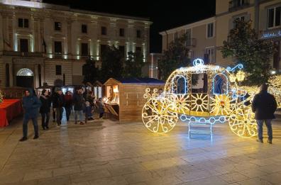 I lucani e lo shopping di Natale: tutti pazzi per i mercatini