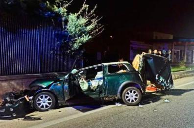 Modugno, schianto mortale sulla 96: indagati tutti e due i conducenti
