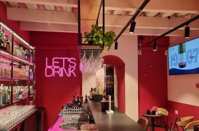 Trani, ecco il primo Bar Enoteca con un sommelier completamente digitale