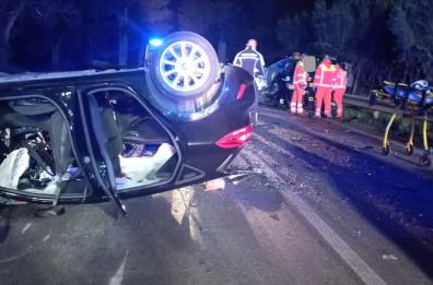Tragico impatto sulla statale 16 tra S. Pietro Vernotico e Brindisi: 2 morti e 4 feriti