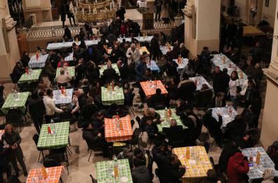 Tornano «Le Cene della Solidarietà»: fratellanza e inclusione attorno ad una grande tavola preparata da Despar Centro-Sud