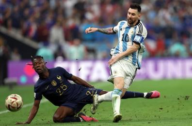 Calcio, l'Argentina è campione del mondo: battuta ai rigori la Francia