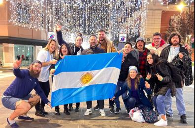 «Che gioia festeggiare a Bari la vittoria della mia Argentina», parla una tifosa