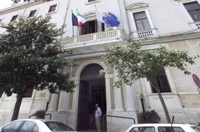 Brindisi, la biblioteca provinciale potrà riaprire con 7 lavoratori