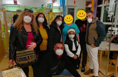 Bari, il Comitato Santa Rita come la Befana: calze e dolci per i bimbi malati di cancro