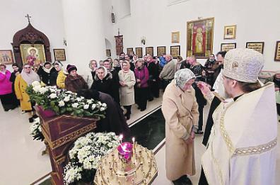Bari, oggi è il Natale ortodosso: in tanti anche da altre regioni per le celebrazioni alla Chiesa Russa