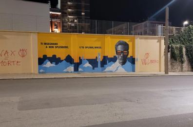Bari, scritte «no vax» deturpano il murales dedicato a Pasolini