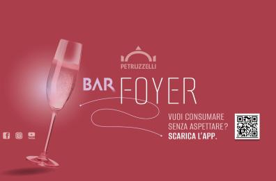 Bari, il teatro Petruzzelli lancia l'App, stop code per servizi al «Bar Foyer»
