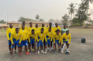 Atletico Martina, il bomber Shawuna “Buba” porta in Ghana i completi della promozione