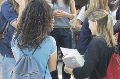 «Brindisi commovente», bocciato il progetto presentato dal Comune