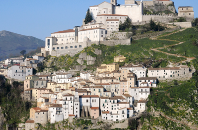 Il ministro Sangiuliano: «Il museo di Muro Lucano non chiuderà»