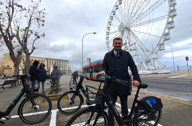 Mobilità sostenibile, al via il nuovo servizio di bike sharing a Bari