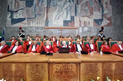 Le intercettazioni irrompono nell'anno giudiziario, botta e risposta fra Cassano e Sisto