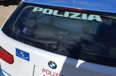 Bari, stavano per partire in gita, ma il pullman non era assicurato e gli autisti entrambi senza contratto
