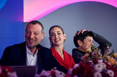 Sanremo 2023, la scaletta della prima serata: tutti i cantanti in ordine e gli ospiti