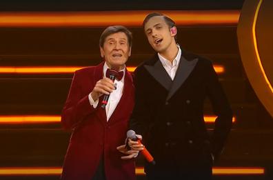 Sanremo, Morandi si fa «Rimandare» dalla mamma (a prendere il latte), sul palco con Sangiovanni
