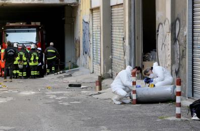 Bari, per l'operaio di 78 anni morto sul lavoro indagato il titolare del box  