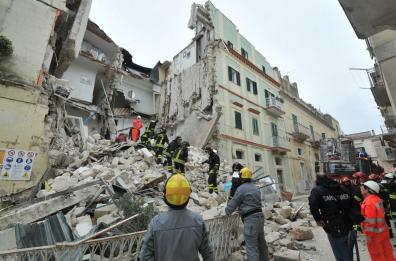 Crollò una palazzina a Matera, la Cassazione assolve due persone 
