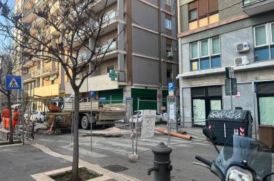 Bari, chiusa piazza Madonnella per una perdita d'acqua