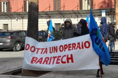 Baritech, il dramma di un operaio: «Non posso più curare mio figlio disabile»