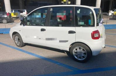 Bari, doveva trasportare un passeggero in Capitanata: scoperto taxi abusivo 