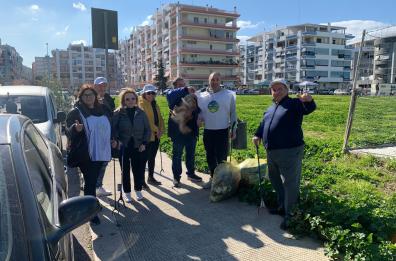 Barletta: volontari in azione per la raccolta rifiuti nelle aree verdi della città