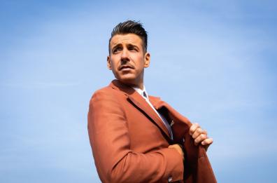 Francesco Gabbani ospite del Carnevale di Putignano il 22 febbraio: ticket speciali per le famiglie