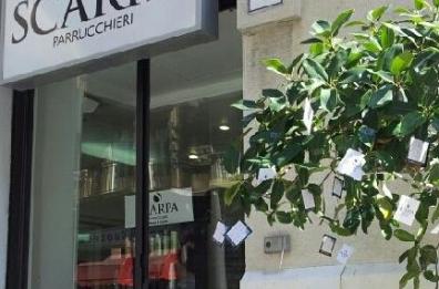 Bari, l’ultimo addio a Gigi Scarpa: è morto il parrucchiere delle star