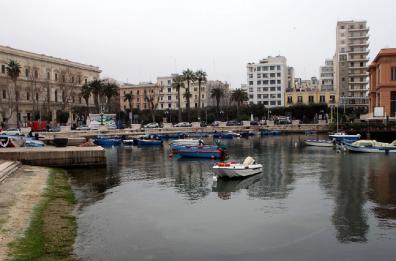 Bari, dragaggio del porto vecchio:  le risorse ci sono, «mancano i progetti tecnici»