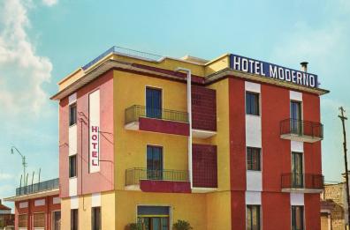 «Hotel Moderno», fuori il nuovo album dei Leland Did It, band di culto della scena pugliese