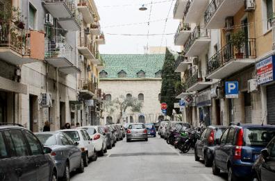 Bari, voglia di isola pedonale in via Pasubio: la proposta dei commercianti